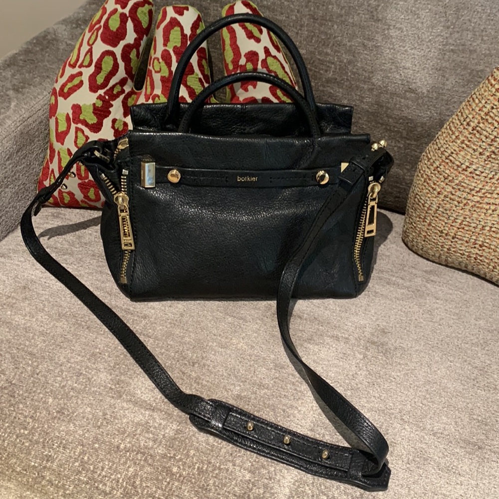 BOTKIER Black leather crossbody bag w / gold zippers and hardware